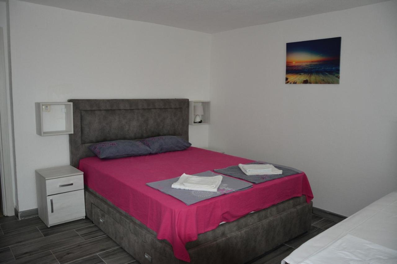 Apartments Djedovic 2 Petrovac Eksteriør bilde