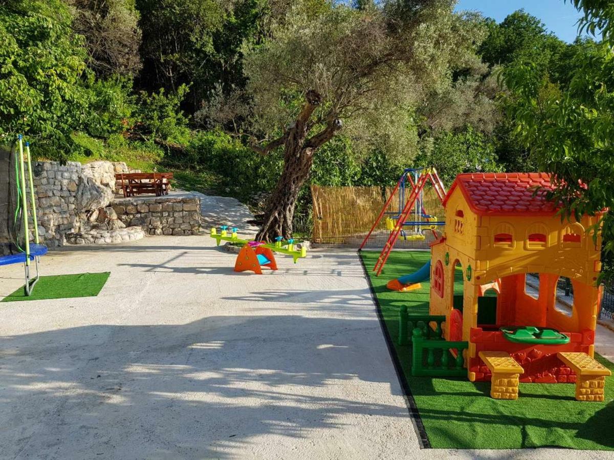 Apartments Djedovic 2 Petrovac Eksteriør bilde