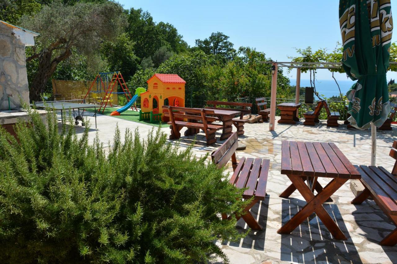 Apartments Djedovic 2 Petrovac Eksteriør bilde