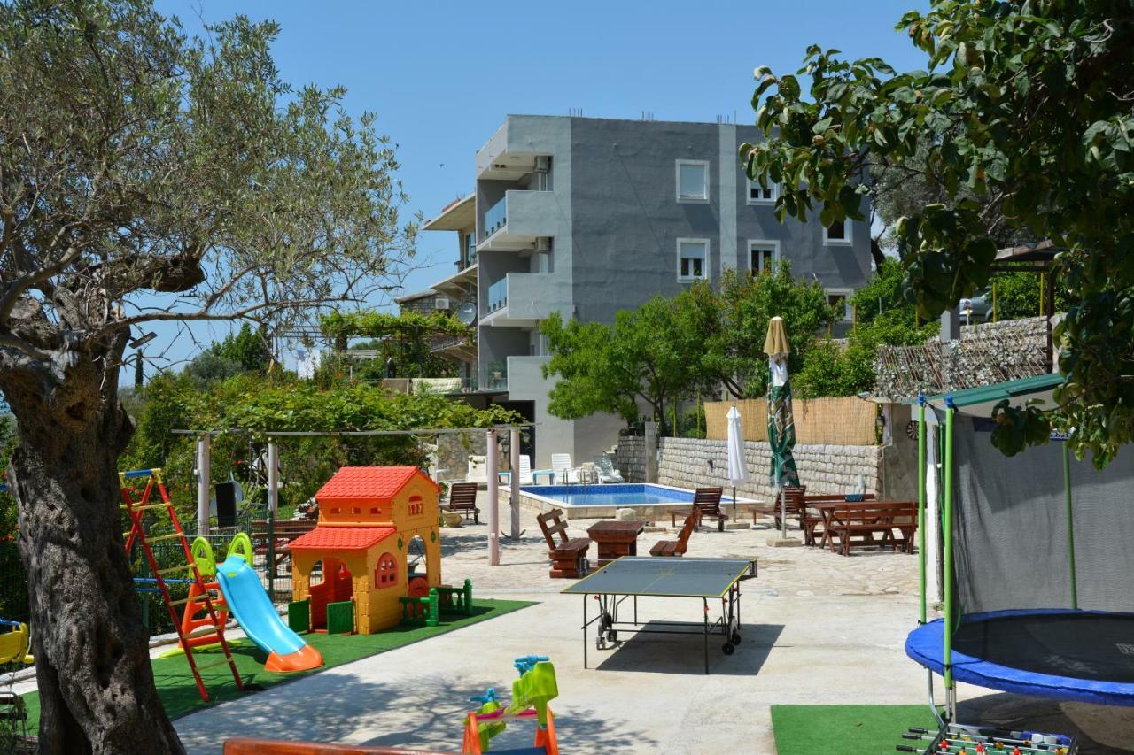 Apartments Djedovic 2 Petrovac Eksteriør bilde